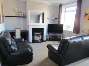 Living Room- click for photo gallery